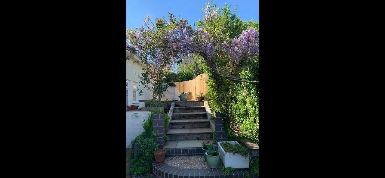 Rosemary House Accommodation-Nr Brs Airport Winford Gasthof