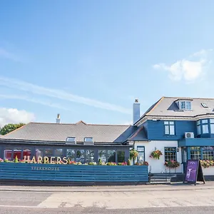 Harper's Steakhouse With Rooms, Southampton Swanwick Marina Inn